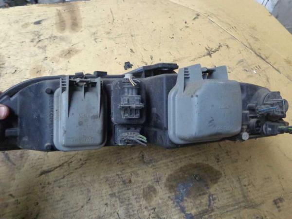 PHARE DROIT FIAT - Vue 2